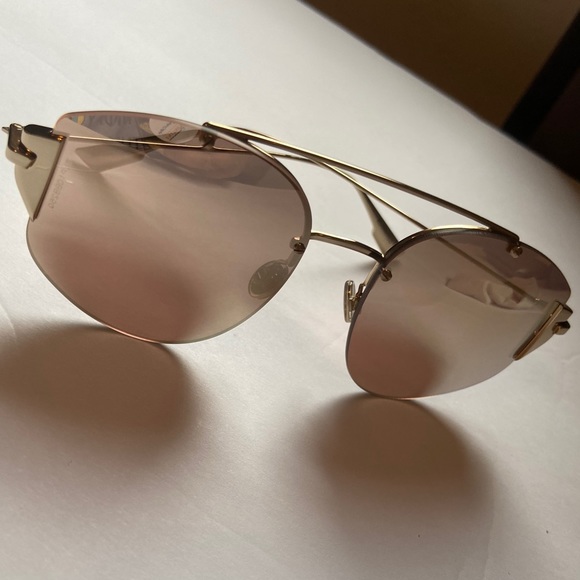 Women NWT Dior Shades main image 5